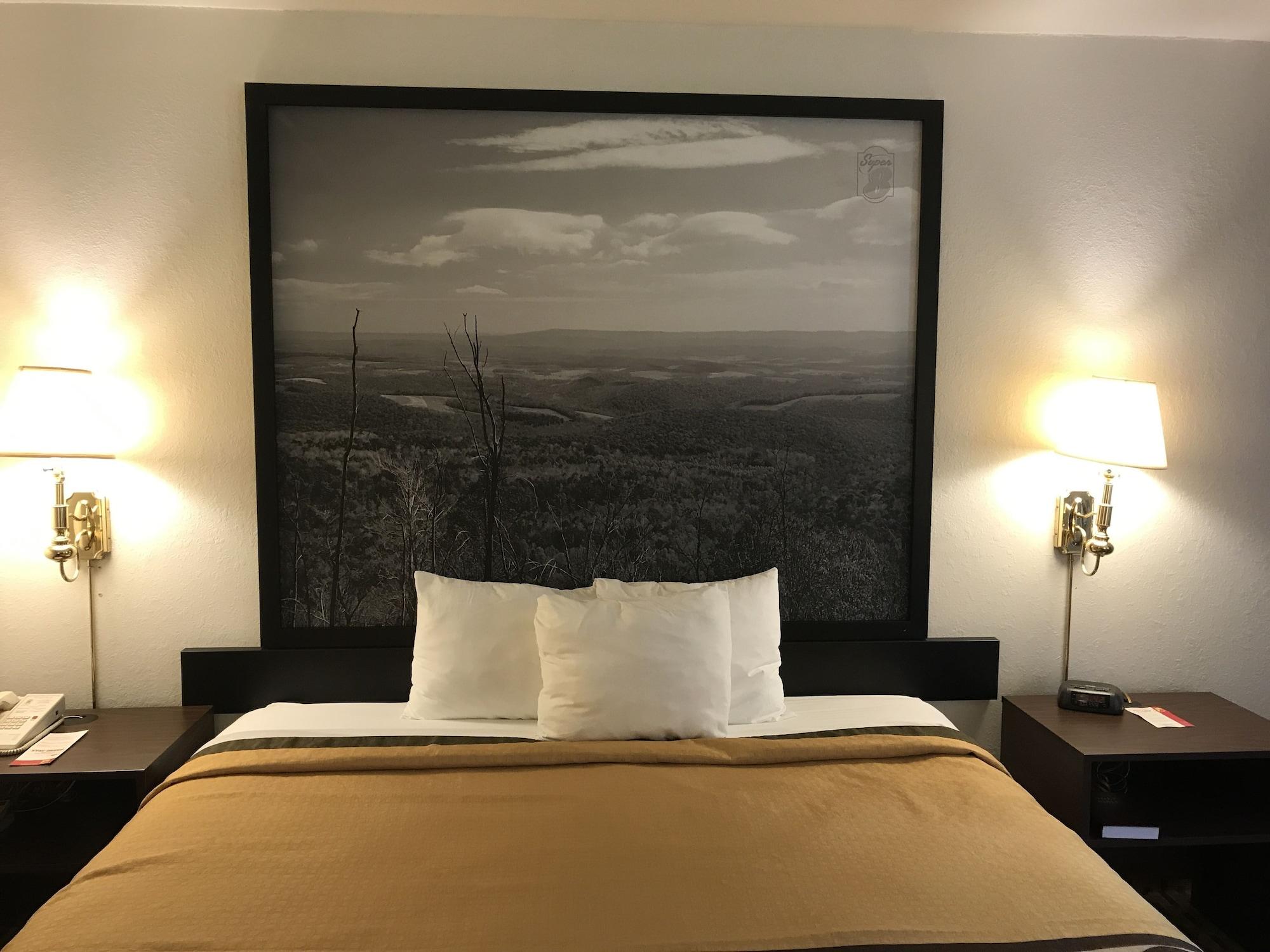 Super 8 By Wyndham Canonsburg/pittsburgh Area Hotel 2*